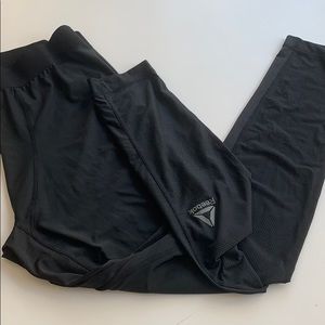 REEBOK COMPRESSION PANTS